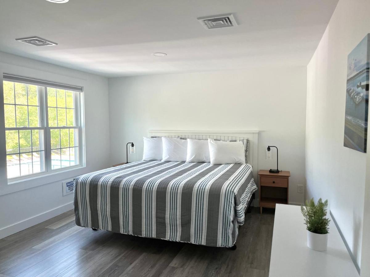 Kingfisher Lodging Dennis Bagian luar foto